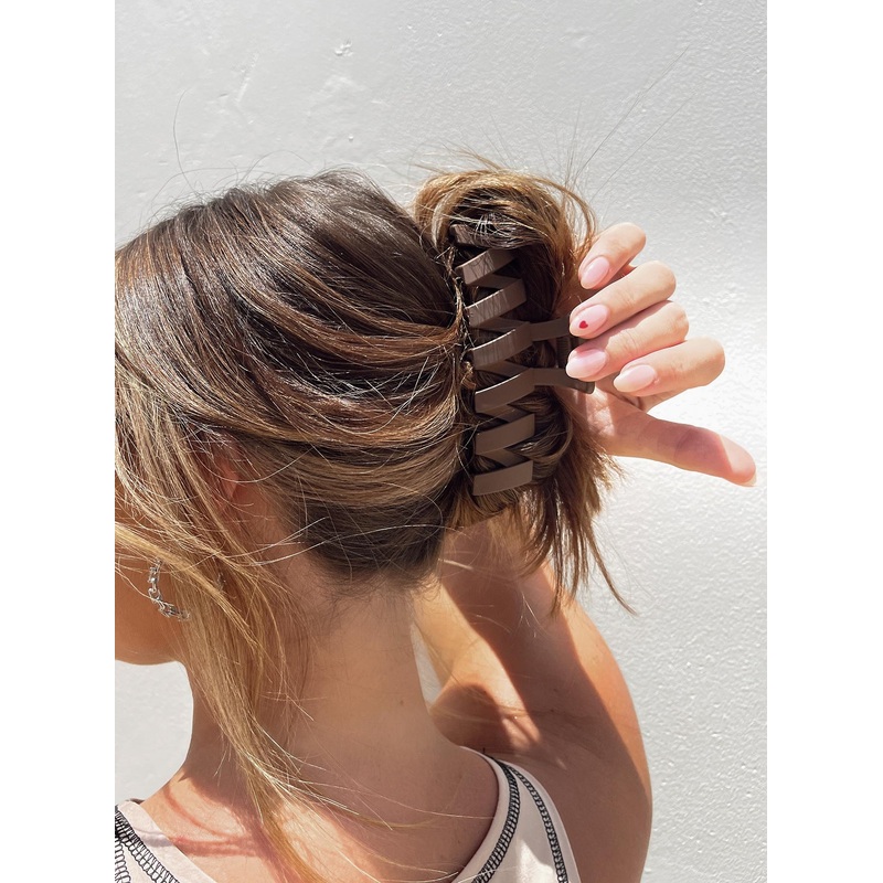 Cinna Hair Clip Chocolate