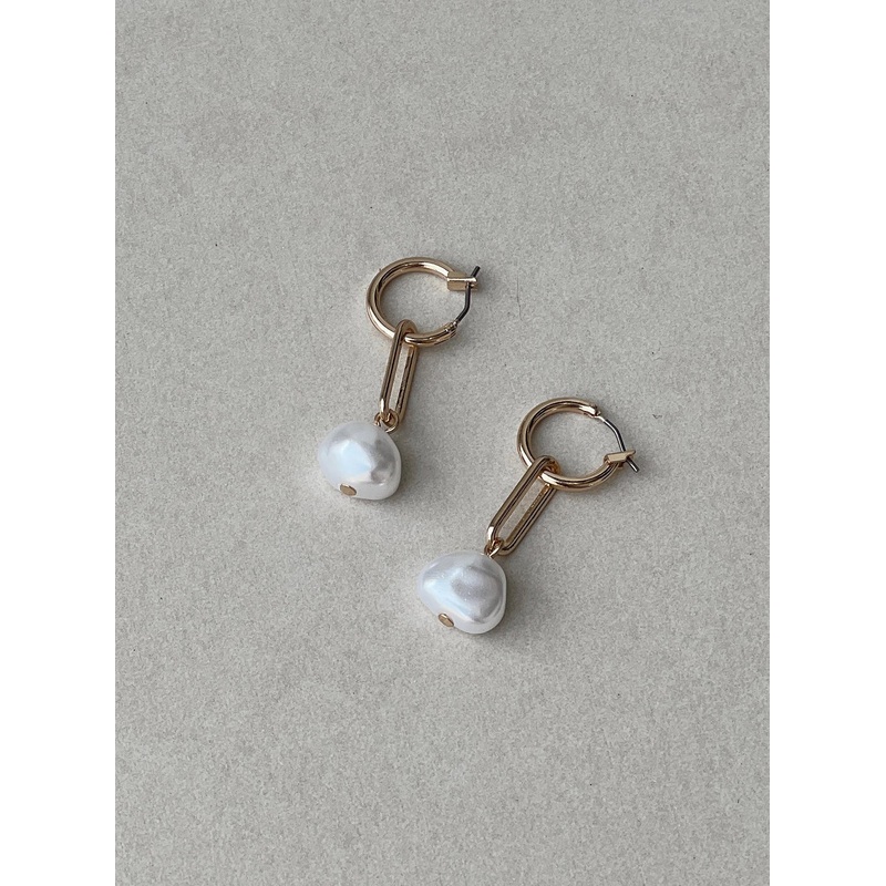 Alda Earrings Gold / White