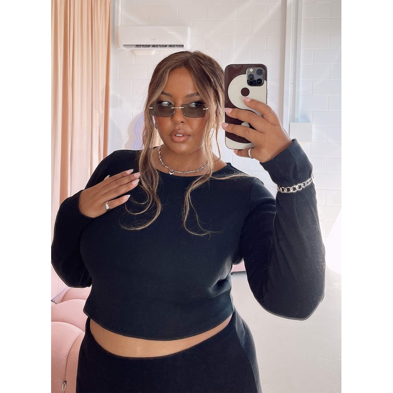 Classic Long Sleeve Crop Tee Black Curve