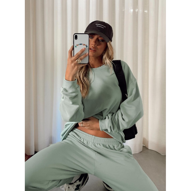 Club Basic Crewneck Sweatshirt Sage