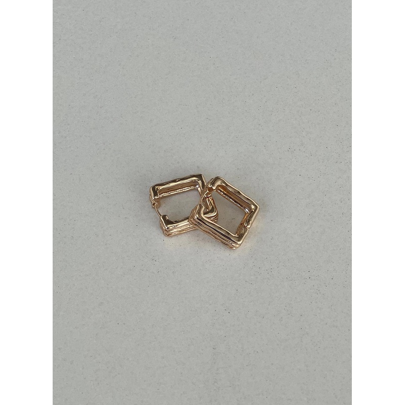 Katey Square Hoop Earrings Gold