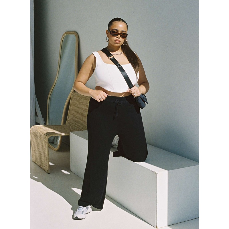 Majid Pants Black Curve