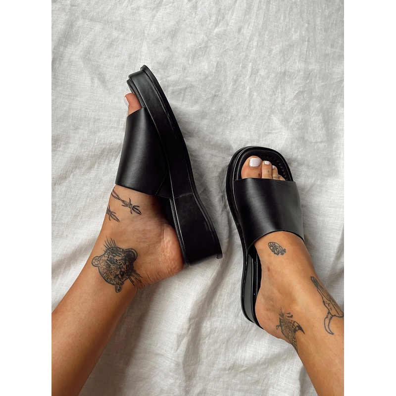 Bayshore Sandals Black