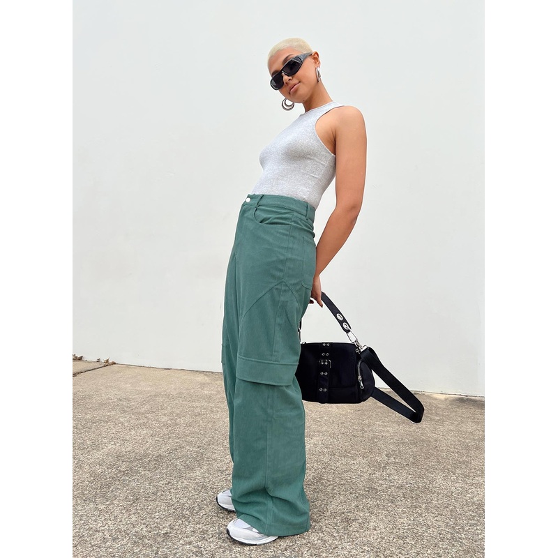 City Loop Cord Pant Green