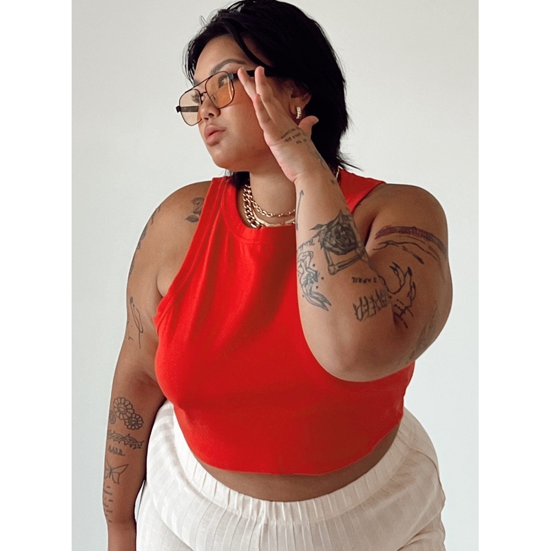 Classic Tank Top Red Curve