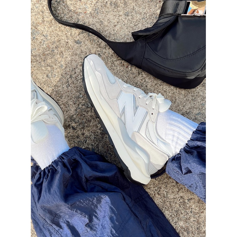 New Balance 5740 Grey