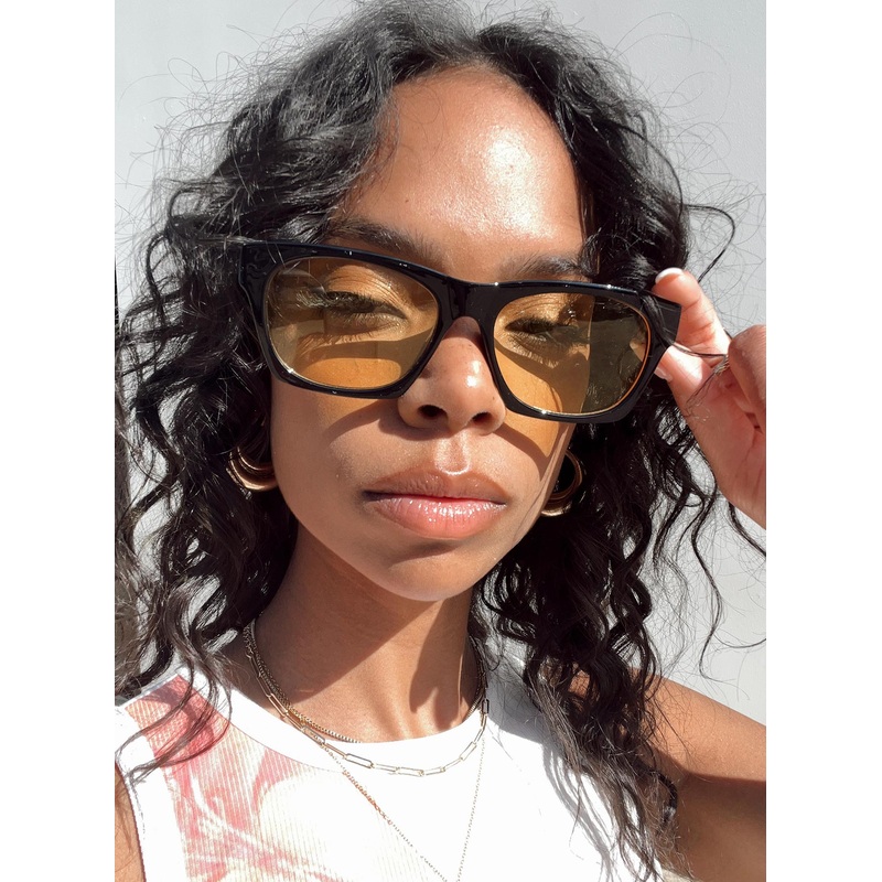 Odelya Sunglasses Black / Yellow