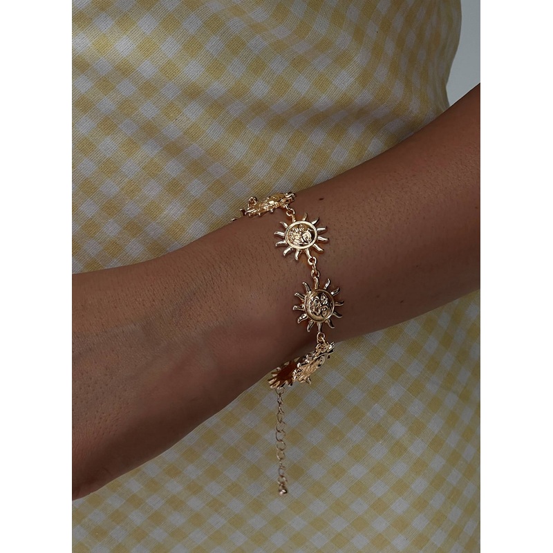 Worldwide Bracelet Gold