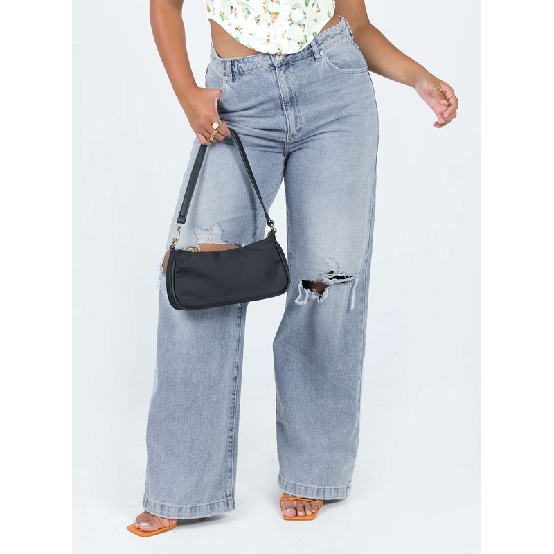 Abrand  94 High & Wide Gigi Rip Mid Wash Denim