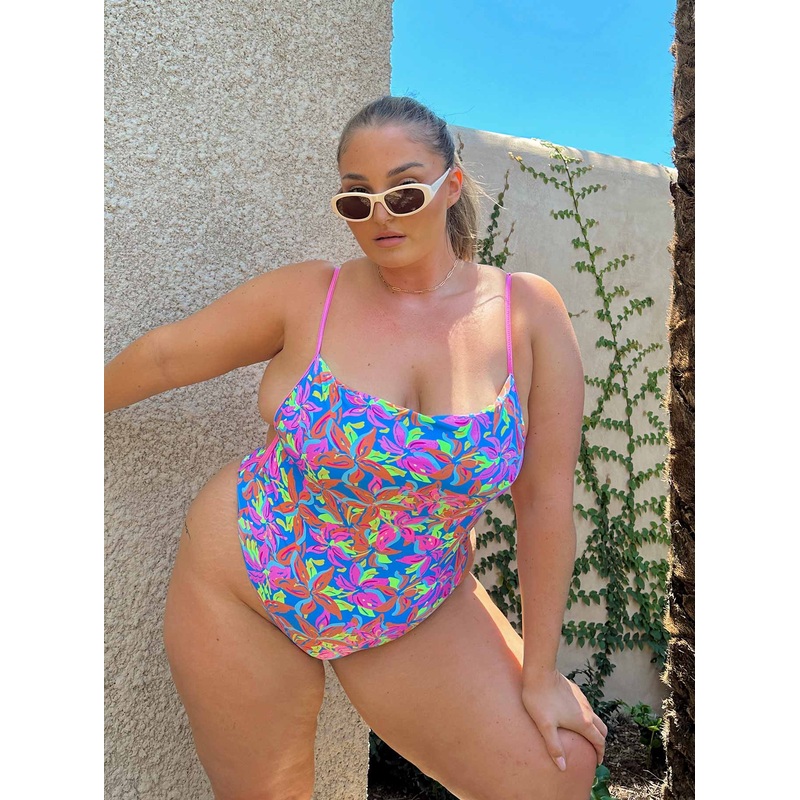 Jessie One Piece Blue Multi Curve