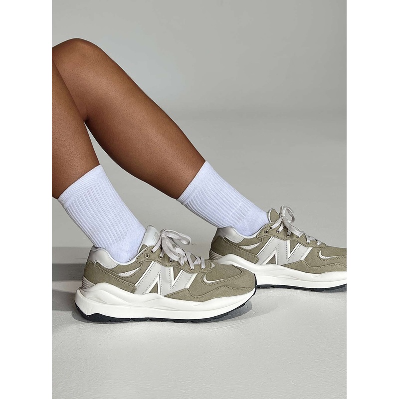 New Balance 5740 Green