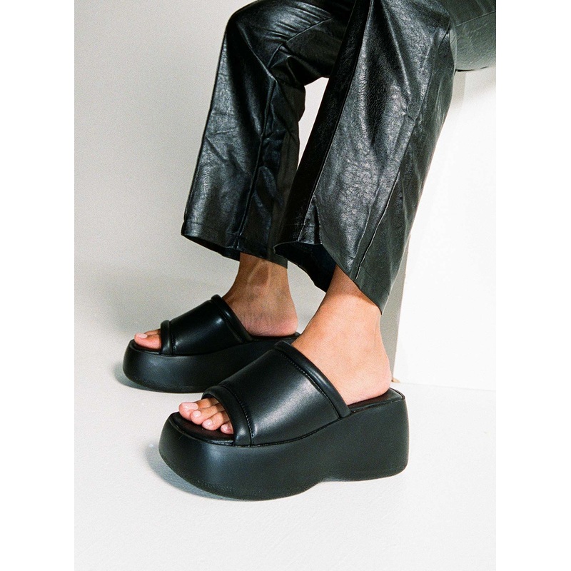 Therapy Bubbles Flatforms Black