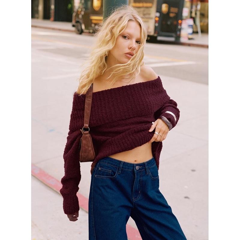 Parkley Boucle Off The Shoulder Sweater Burgundy