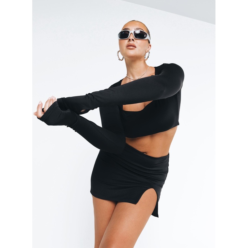 Savian Set Black