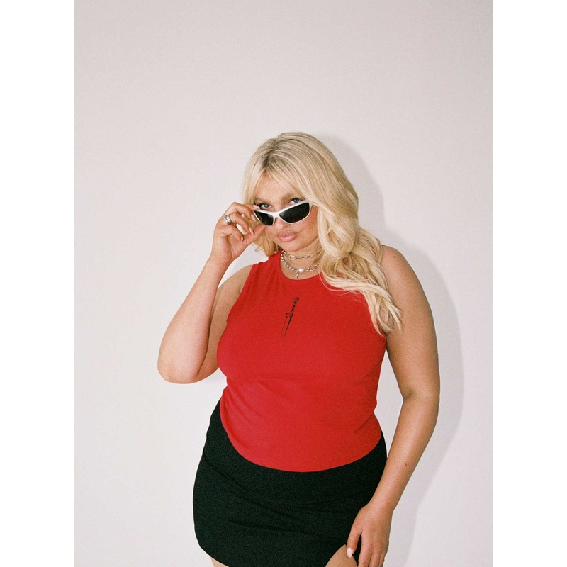 Dagger Tank Top Red Curve