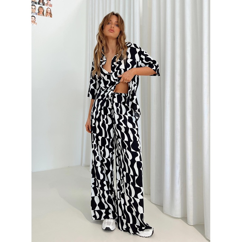 Hilola Set Black / White