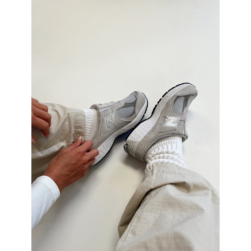 New Balance 2002 Grey