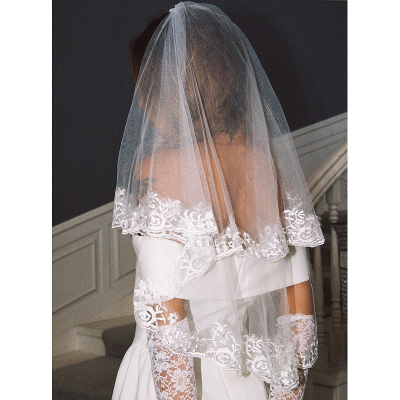Deadly Veil White