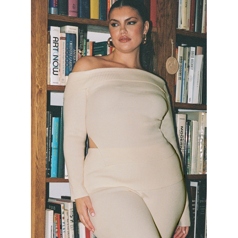 Macallan Long Sleeve Top Cream Curve