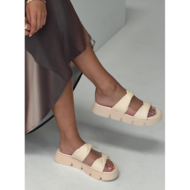 Therapy Maxie Sandals Bone