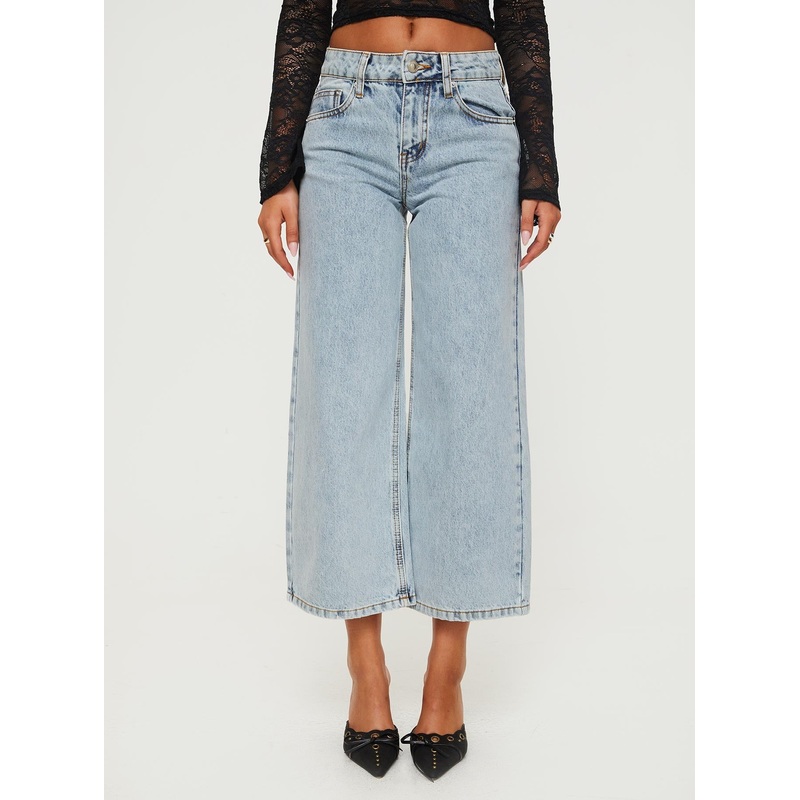 Hellsa Low Rise Slouch Cropped Jeans Light Wash