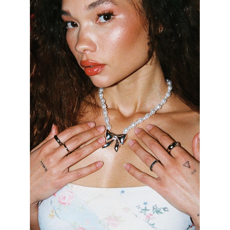 She’s Not You Necklace Pearl