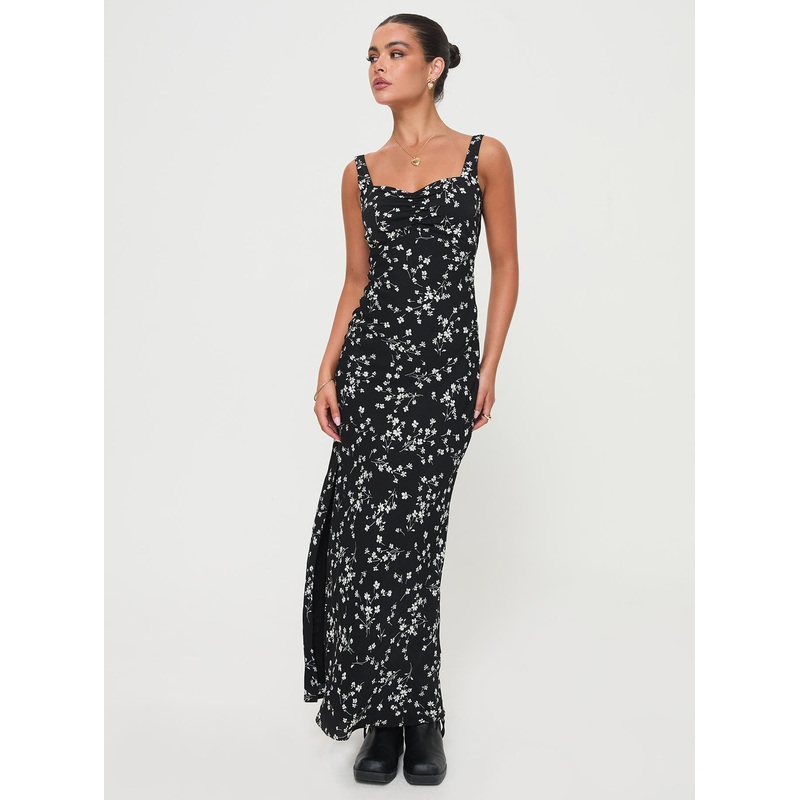 Mahlari Maxi Dress Black / Floral