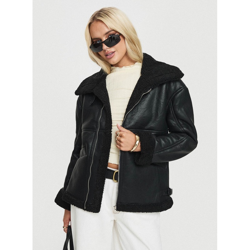 Jadu Shearling Jacket Black