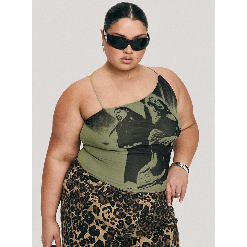 Miekie Top Green Curve