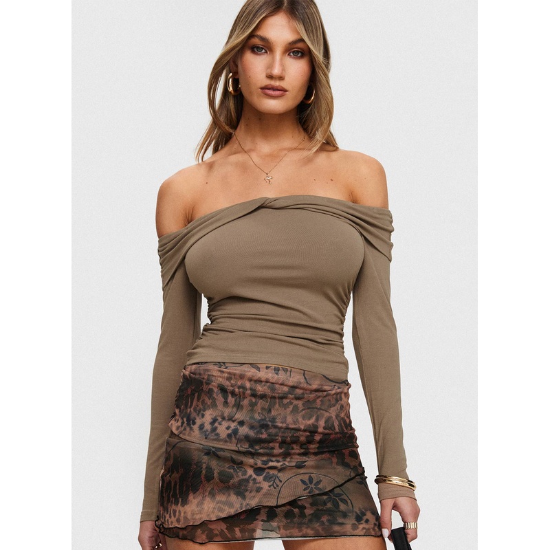 Sandi Off The Shoulder Top Beige