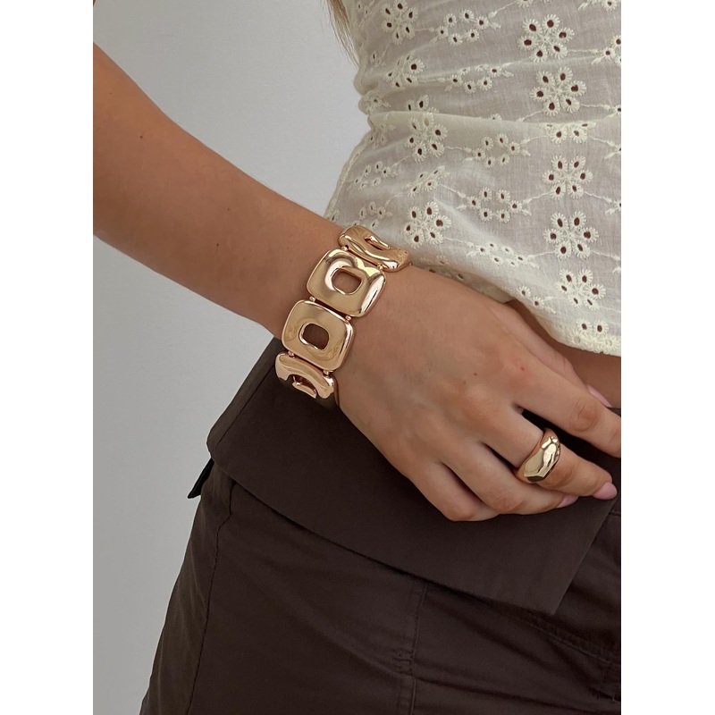 Cornelia Cuff Gold