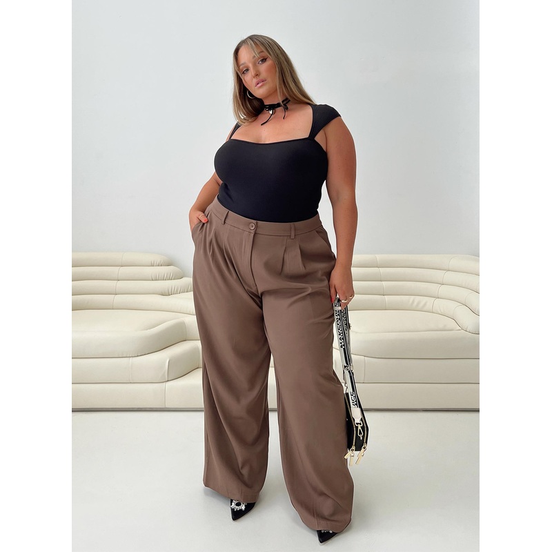 Archer Pants Brown Curve