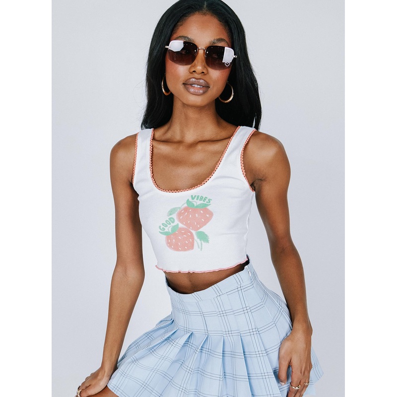 Strawberry Kisses Top White