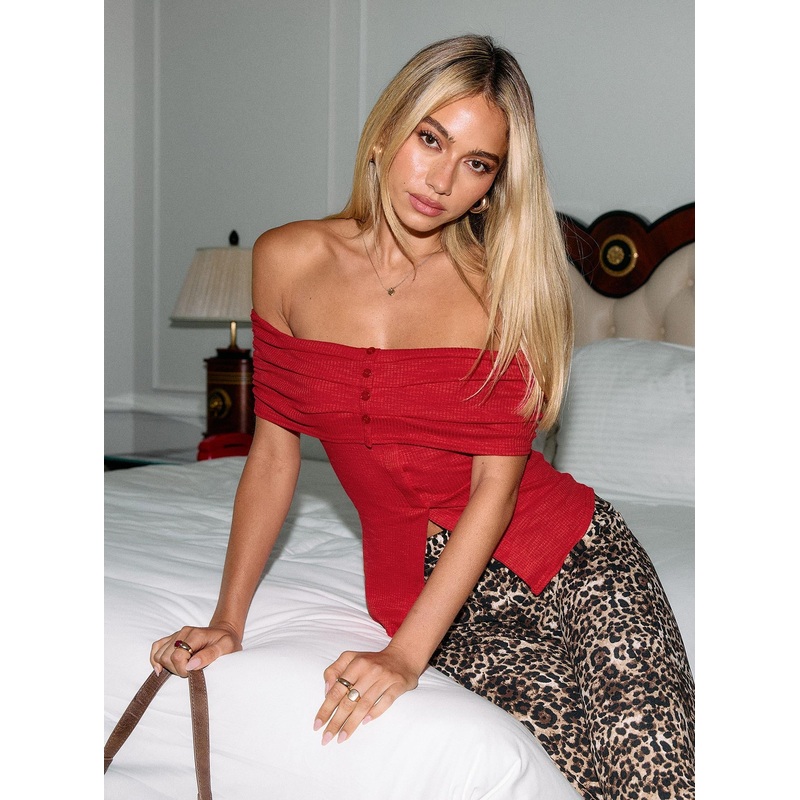 Azusa Off The Shoulder Top Red
