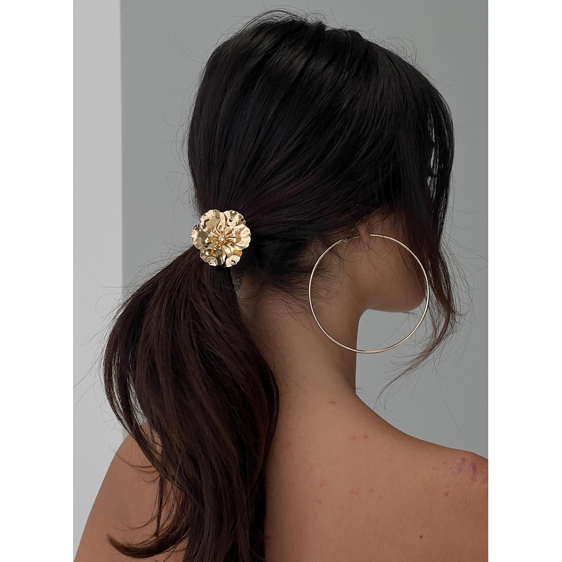 Soul Survivor Flower Clip Gold